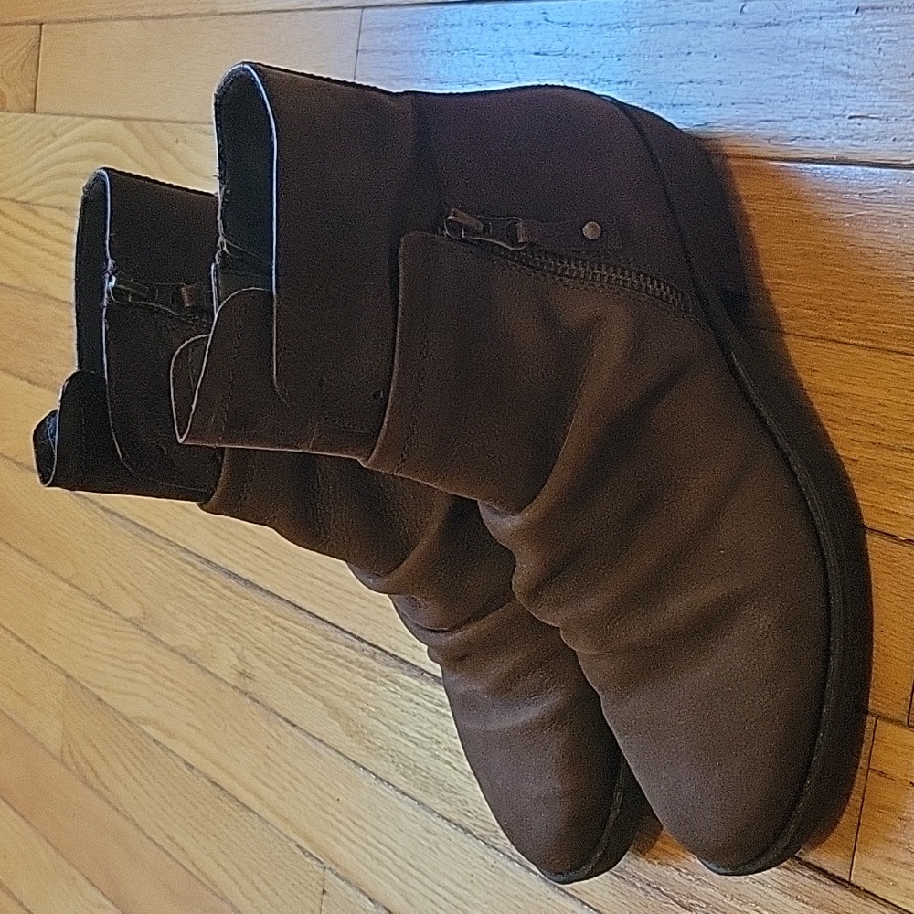Leather OTBT Boots